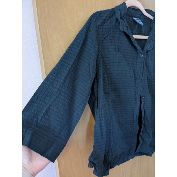 Focus Casual Lifestyle XL Button Up Top - Picture 2 of 5